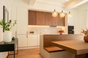 Ionian State Apartment