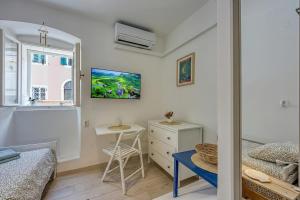Lasta Lošin Town Rooms - Happy Rentals