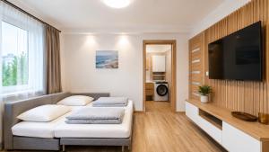 Modern 2 room apartment with terrace, Chrenoviská