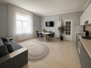 Elite Apartments near the University, Chernivtsi В самому центрі міста здаються в подобову оренду затишні та комфортні для проживання як вдома