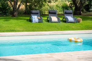 Manoir de Rousse 320 m2 en campagne Piscine Wifi Jardins