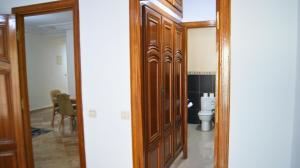 City Center Stay - Residency W Spacious Aparts, Kingsize Beds, AC, Terrace View, Elevator