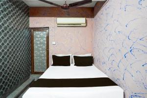 Hotel O RS RESIDENCY