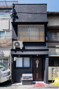 L house