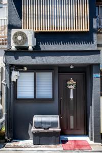 L house