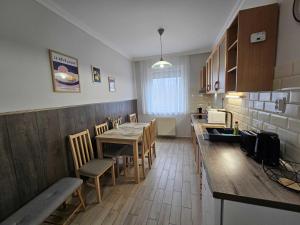 Zoli Apartmanok-Balcony Kölcsey 32