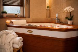 Charm Apartment & Relax Jacuzzi Roma-Gemelli