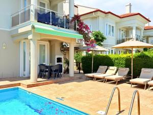 Fethiye-Çalışta 5 yatak odalı 10 kişilik villa coral 3