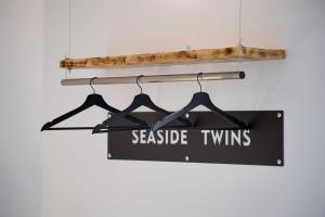 SEASIDE TWINS b&b