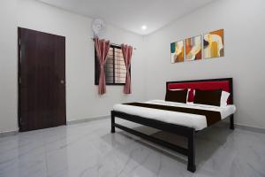 Hotel O Mid-Night Inn