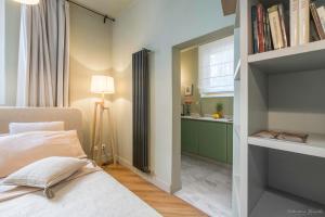 Stylish Urban Oasis AC Wi-Fi City Living