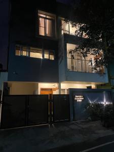 Modern Luxury Fully Furnished 4BHK at Vijayanagar