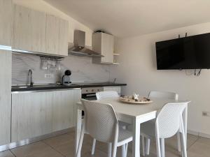 Huge Sea Terrace - Sunset Views - Terrazza Fronte Mare 2 Passi Dalla Spiaggia