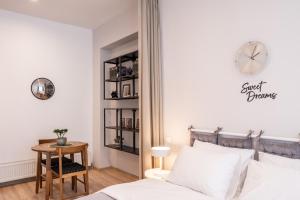 Elegant Studio for 2 - Central Valdemāra St