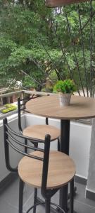 family apartment laureles