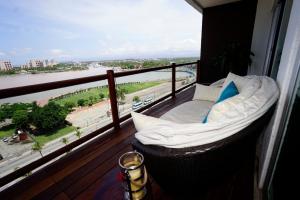 Cruise view Condo Best Location