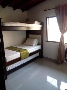 family apartment laureles