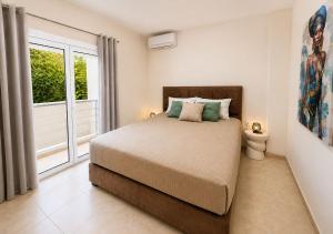 Aretousa Apartment Downtown