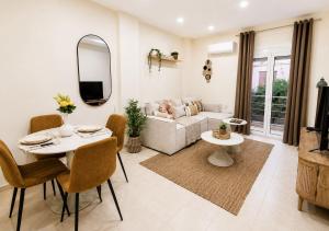 Aretousa Apartment Downtown