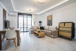 360 Blue Horizon Elegant Luxury Escape
