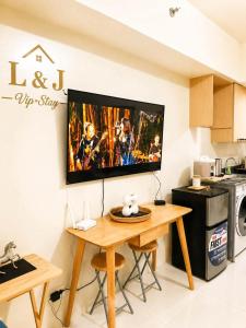 L And J VIP Stay