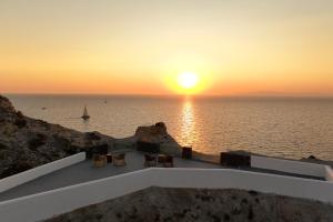 THERRA Suite & Sunset Terrace