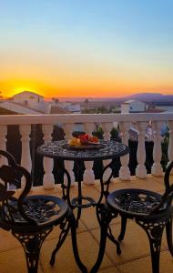 Enjoy complete seclusion at Casa Delfin, featuring your own stunning private pool and sunset views