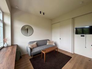 Bright Apartment Overlooking Tenbosch Park