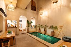 Riad MacasaKech - Piscine - Petit-déjeuner - Médina