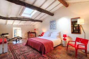 B&B / Chambres d'hotes Domaine du Clos d'Alari-chambres d'hotes au milieu des vignes : photos des chambres