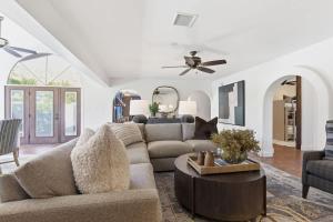 Paradise Rancho-Pool-Camelback View-Min 2 Old Town