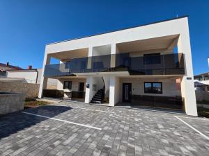 Apartement More Vir