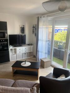 Cozy F2 proche PARIS et CDG