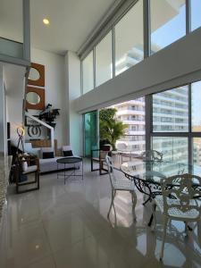 Duplex con Vista Atardecer Mágico en el Mar Caribe