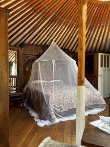 Strackxhoeve Yurt Haardpeer