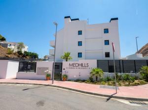 Med Hills Fuengirola 2BR Pool Views