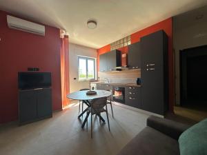 G&N Suites 173