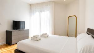 Elegantis Luce di Trastevere Apartment with Terrace - Comfort in Most Charming District