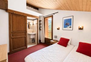 Résidence Geffriand - Triplex pour 10 personnes proche des pistes au coeur des 3 Vallées MAE-4944