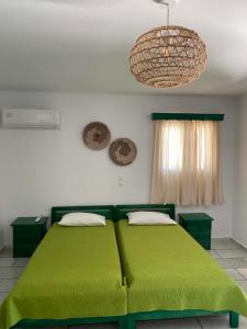 Kapares Studios & Apartments