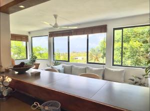 Blue Zebra - Seaview Sunset Apartment 1