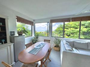 Blue Zebra - Seaview Sunset Apartment 1