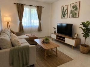 Republic Square Homestay 1