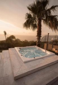 Suite Pizzo jacuzzi rooms