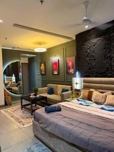 Supernova Couples Hideaway
