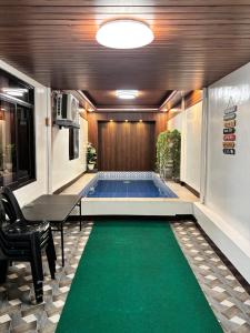 Stylish 3BR Villa near CLARK with Private Roofed Pool and Chill Spot