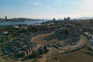 Apartment Antique view Solin