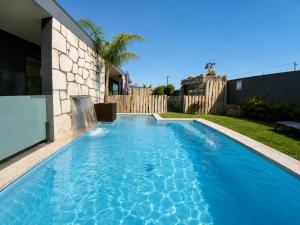 HUGS Village Houses Heated Pool