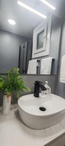 Sea Breeze Premium Beach Design Comfort 30 min BCN