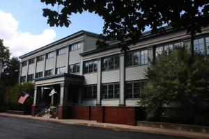 The Roycroft Inn